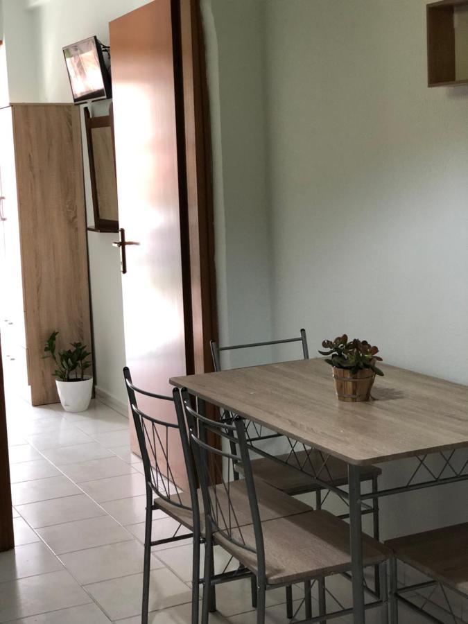 Thealos Inn Nea Vrasna Ngoại thất bức ảnh