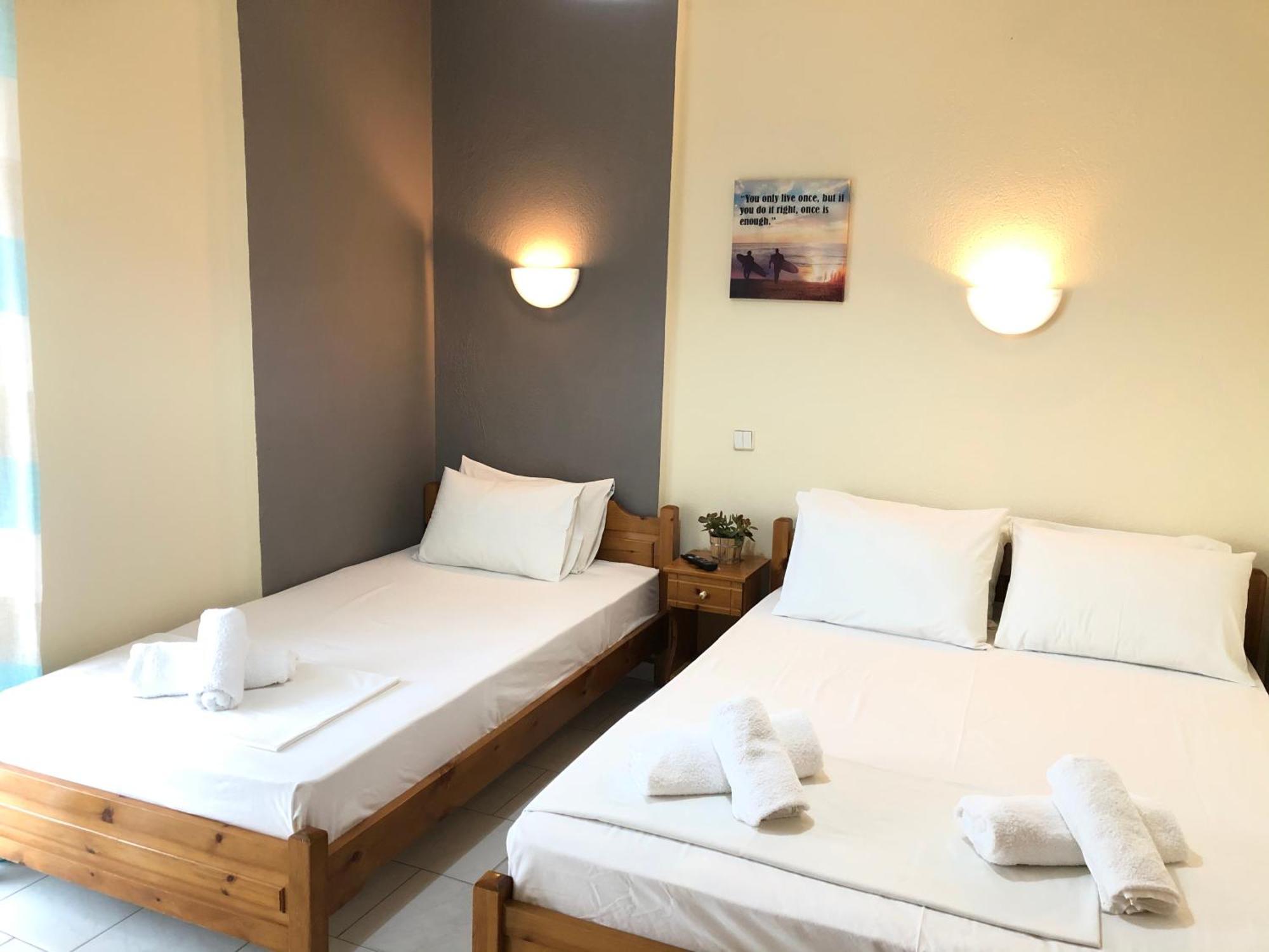 Thealos Inn Nea Vrasna Ngoại thất bức ảnh