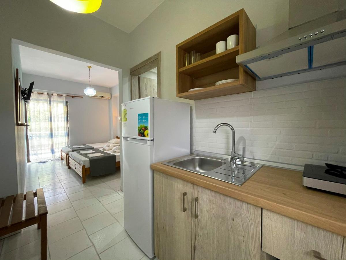 Thealos Inn Nea Vrasna Ngoại thất bức ảnh
